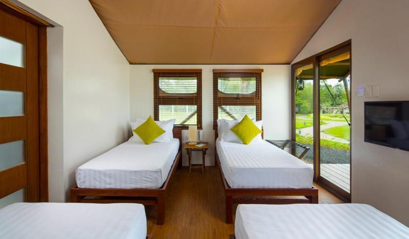 Solina Beach & Nature Resort Carles Dış mekan fotoğraf