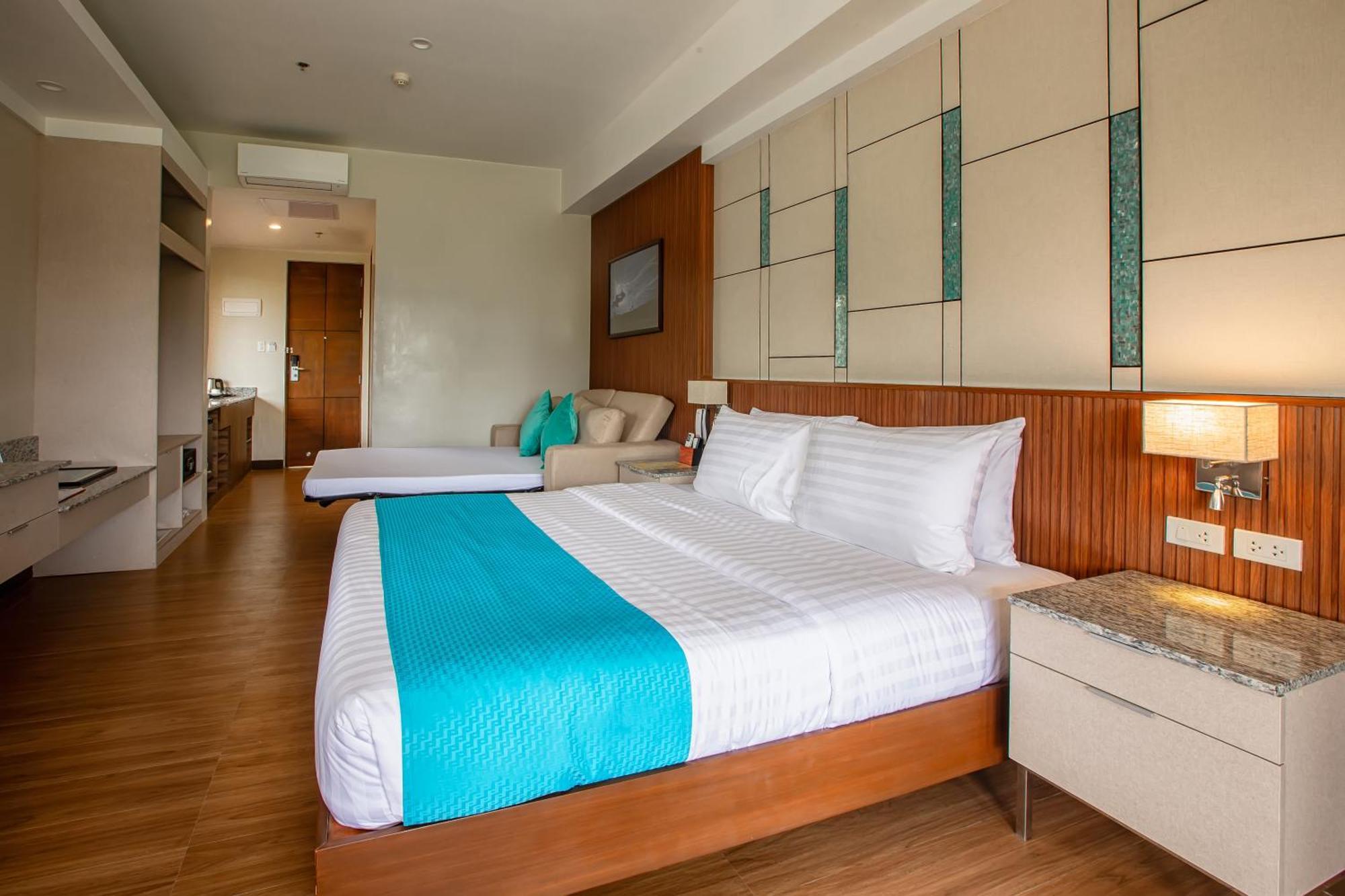 Solina Beach & Nature Resort Carles Dış mekan fotoğraf