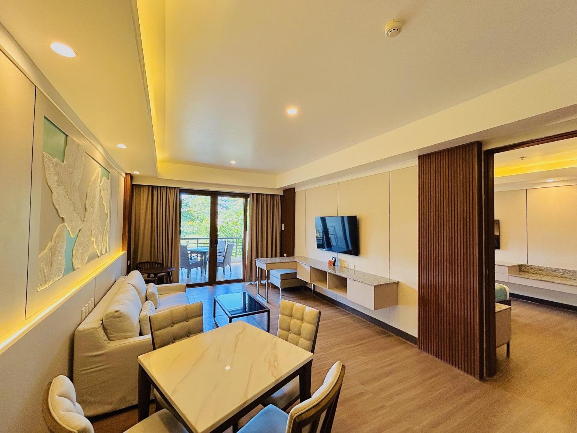Solina Beach & Nature Resort Carles Dış mekan fotoğraf