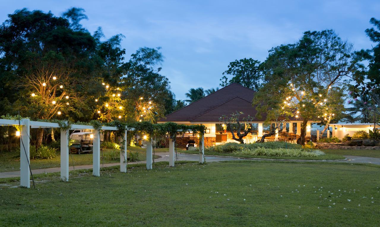 Solina Beach & Nature Resort Carles Dış mekan fotoğraf